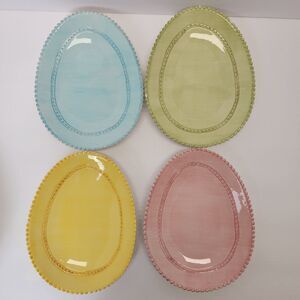 Pottery Barn Set of 4 Pastel Colored Easter/Spring Egg Plates
